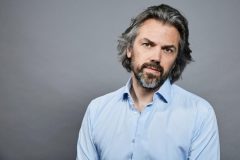 Oltome - Aymeric Caron biographie de l'auteur