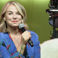 Oltome - Esther Perel biographie